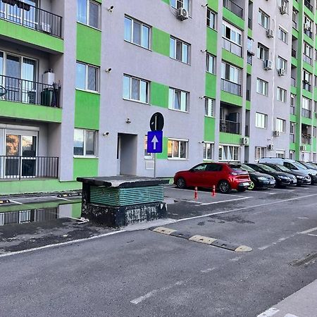 One Apartment Militari Bukarest Exteriör bild